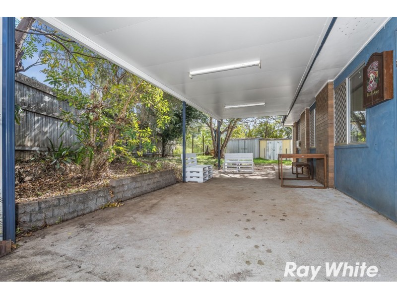 17 Lavercombe Drive, Kallangur QLD 4503