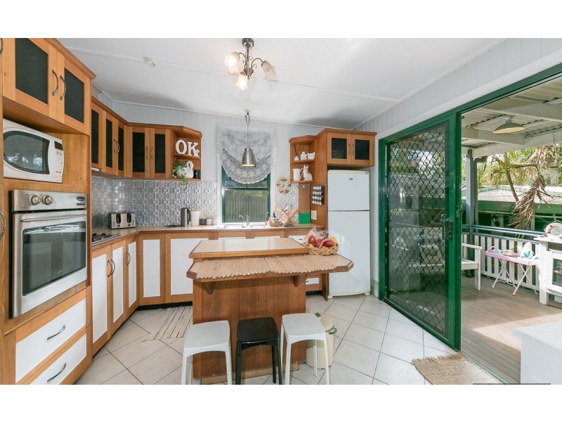 14 Reid Street, Petrie QLD 4502