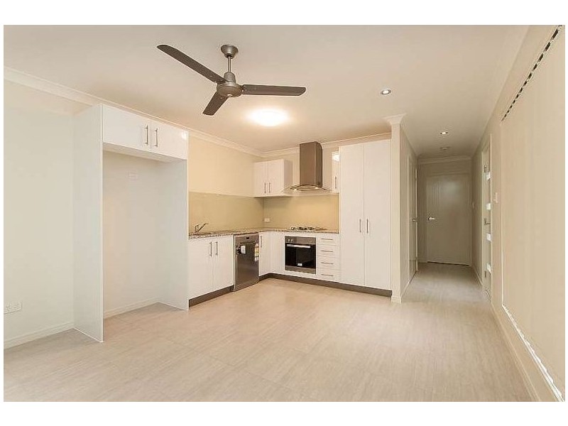 2/14 Braxlaw Cres, Dakabin QLD 4503