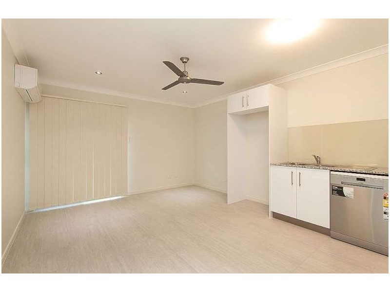 2/14 Braxlaw Cres, Dakabin QLD 4503