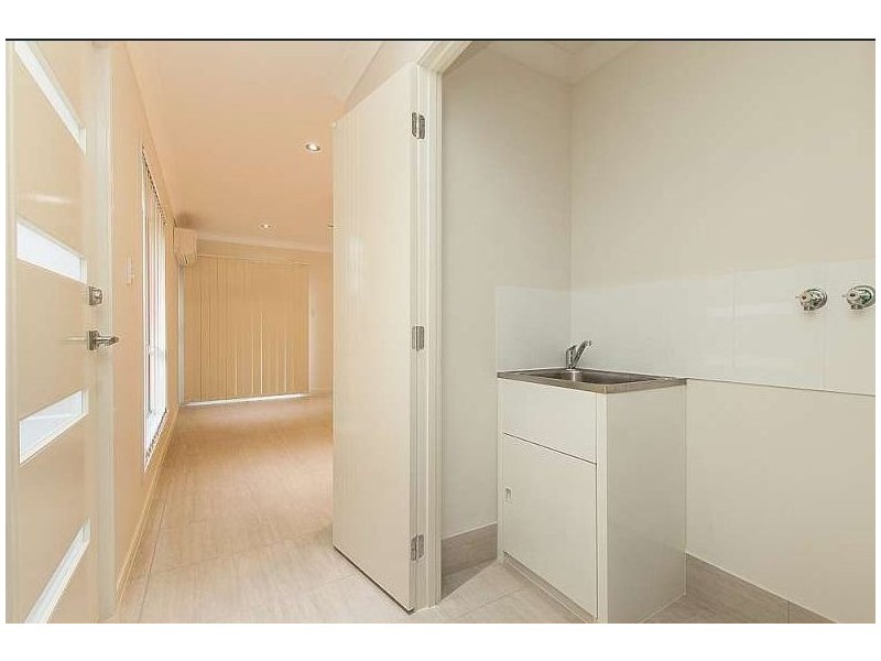 2/14 Braxlaw Cres, Dakabin QLD 4503