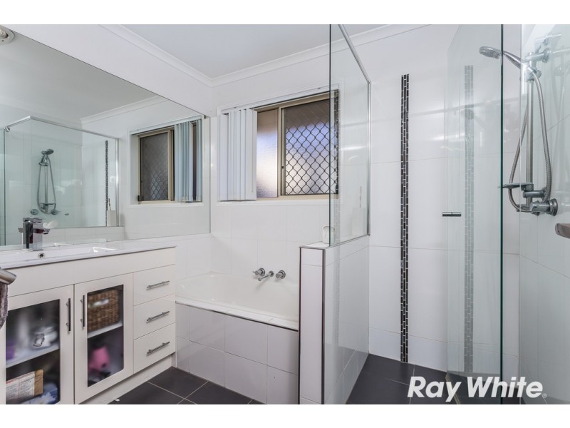 3 Raimondo Crt, Dakabin QLD 4503