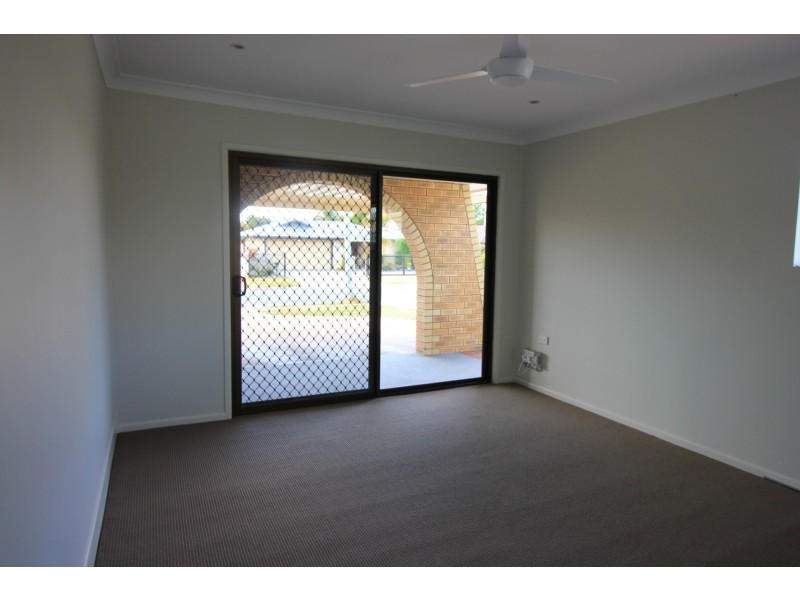 31 Andracia Street, Kallangur QLD 4503