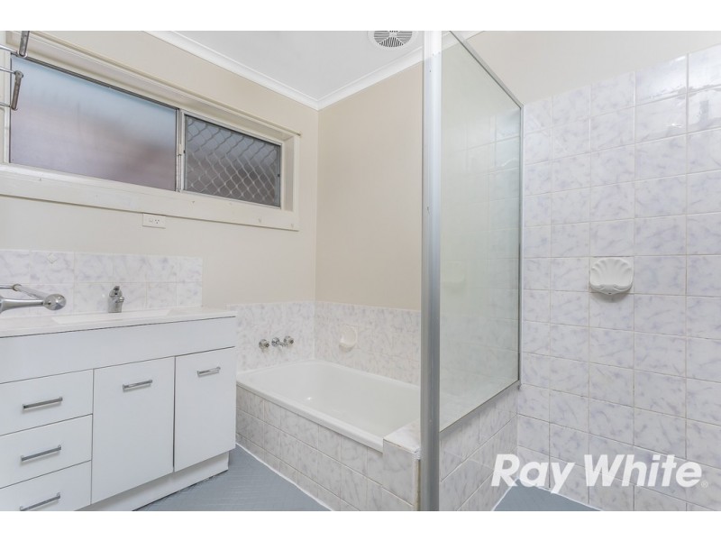 27 Johnson Street, Kallangur QLD 4503