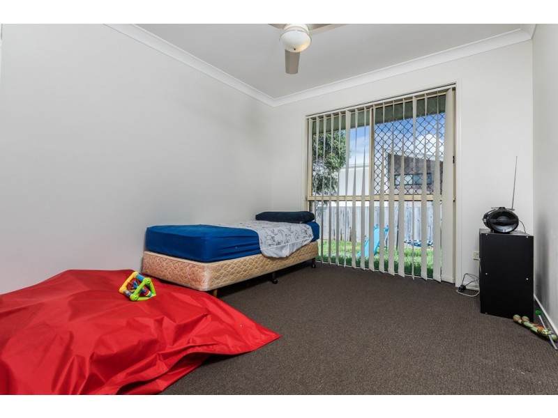 4 Outlook Court, Kallangur QLD 4503