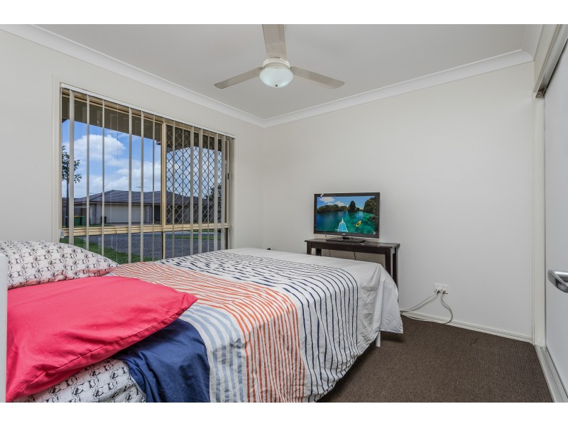 4 Outlook Court, Kallangur QLD 4503