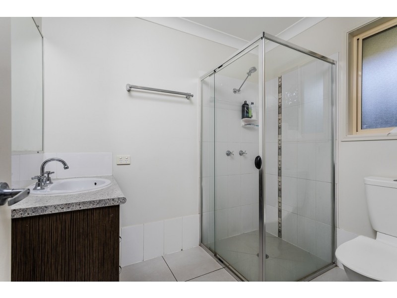 4 Outlook Court, Kallangur QLD 4503