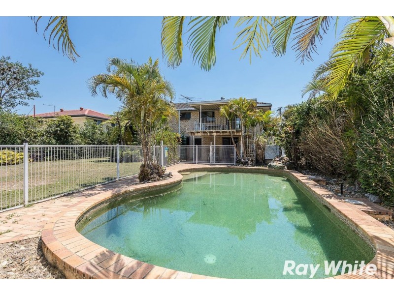 6 ARRAKUNE CRESCENT, Kallangur QLD 4503