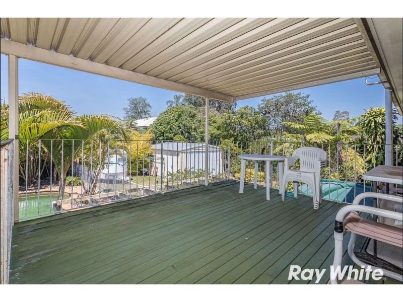 6 ARRAKUNE CRESCENT, Kallangur QLD 4503