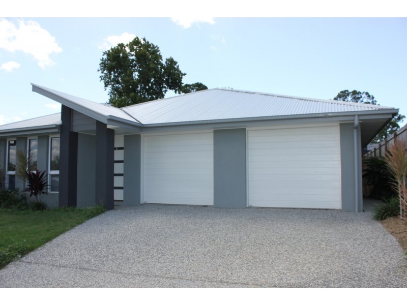 2/21 Cronin Street, Morayfield QLD 4506