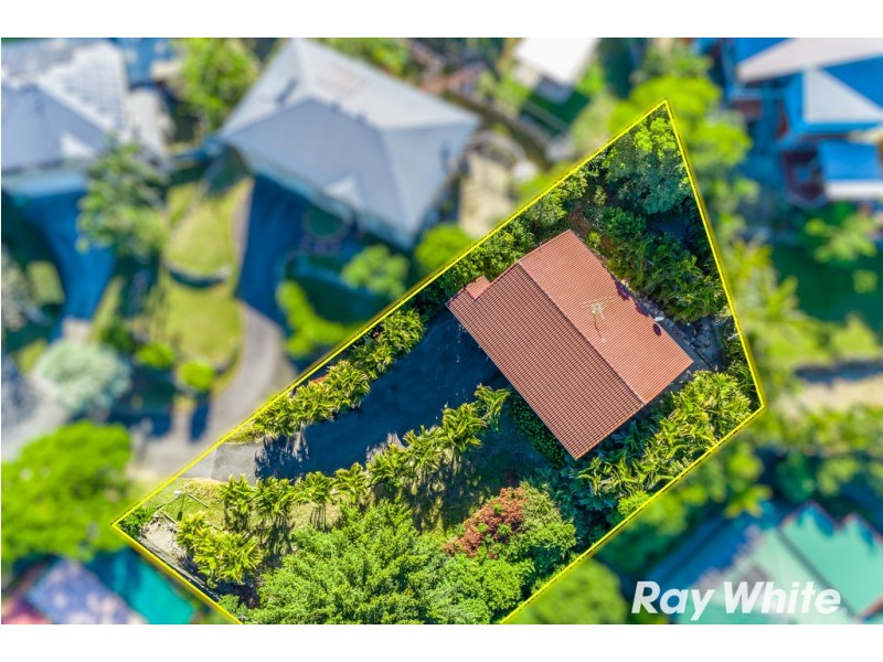 6 Feldsman Crt, Petrie QLD 4502