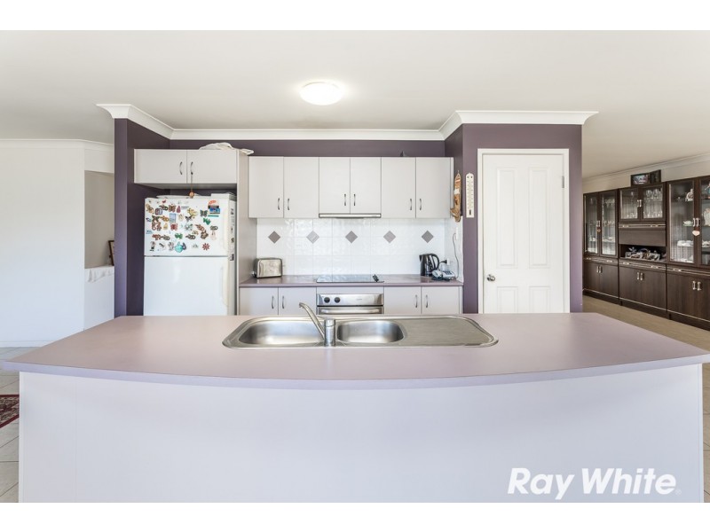 28 Brimstone Court, Kallangur QLD 4503