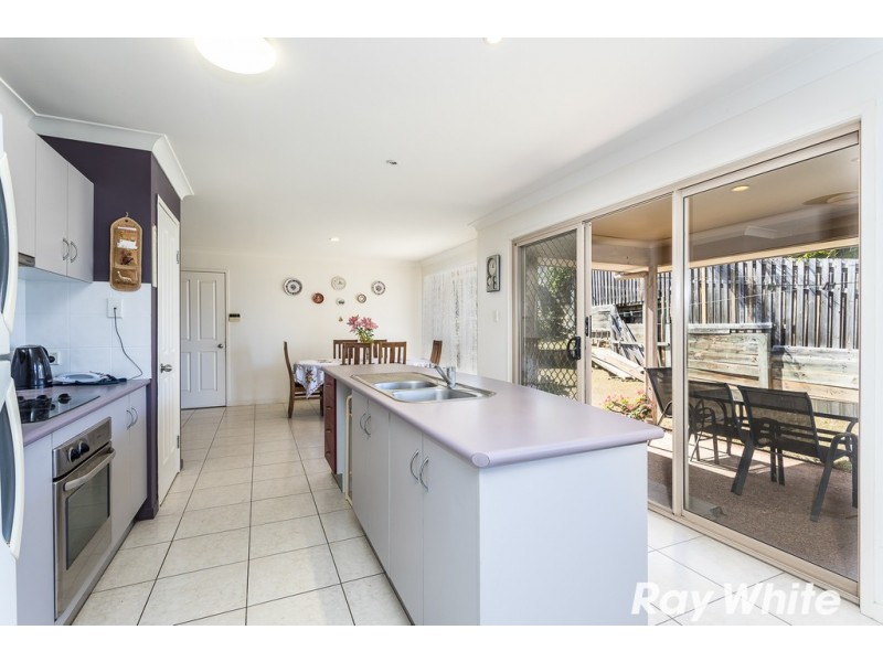 28 Brimstone Court, Kallangur QLD 4503