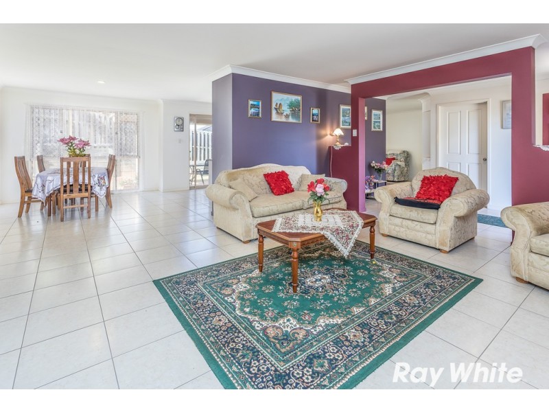 28 Brimstone Court, Kallangur QLD 4503