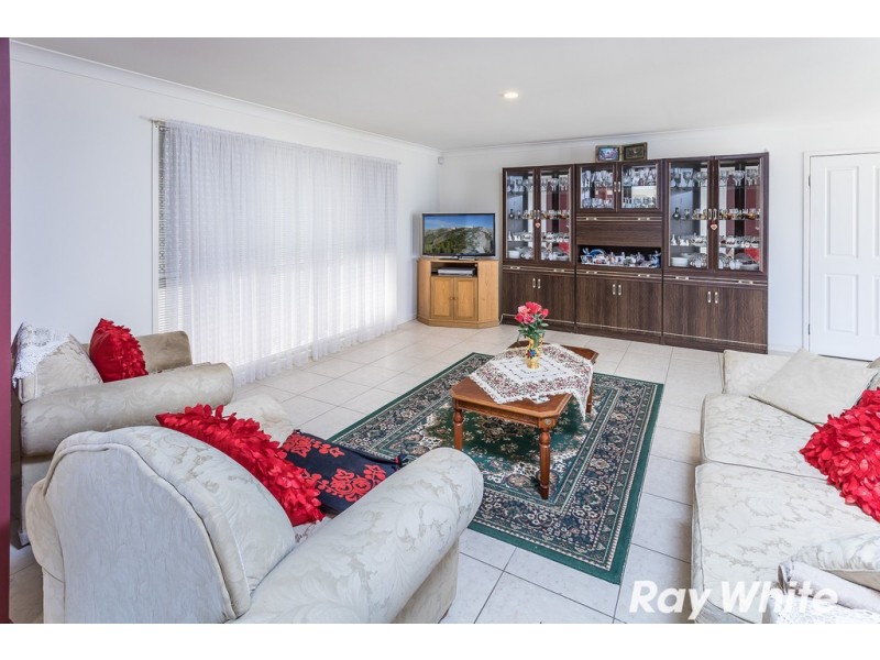 28 Brimstone Court, Kallangur QLD 4503