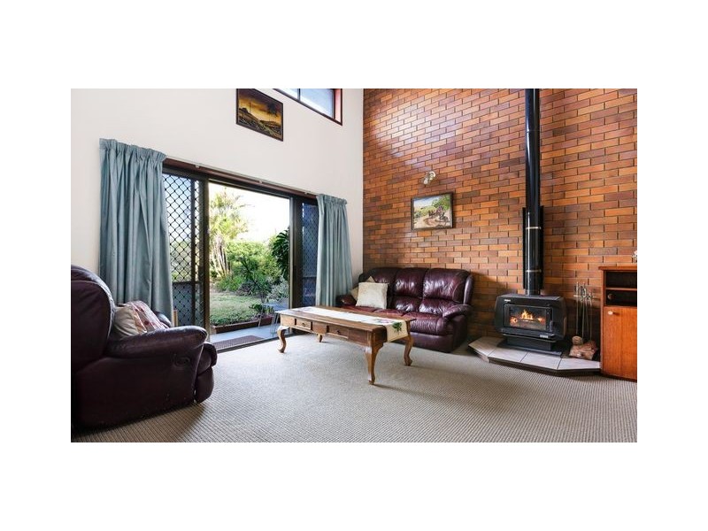 155 Marsden Rd, Kallangur QLD 4503
