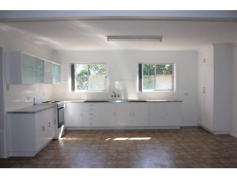 49 Old Gympie Rd, Kallangur QLD 4503