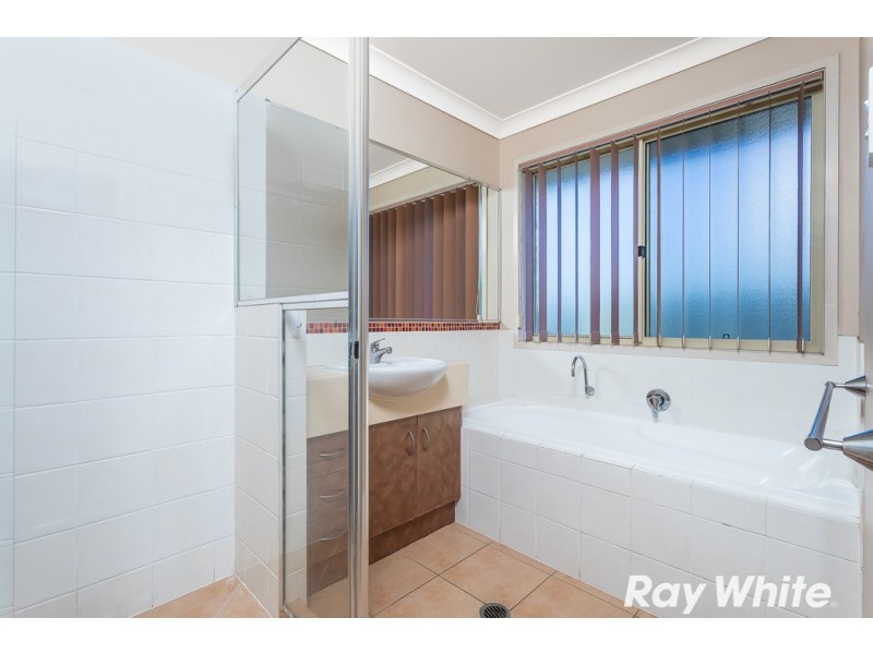 5 Cornelian Court, Kallangur QLD 4503