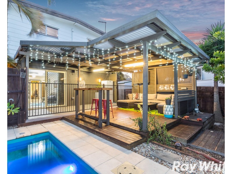 2 Dangerie Street, Kallangur QLD 4503