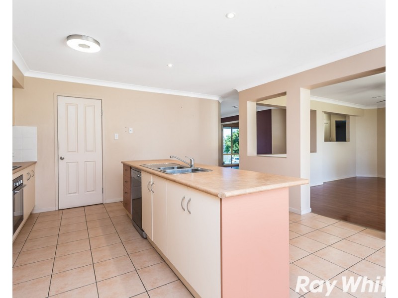 5 Cornelian Court, Kallangur QLD 4503