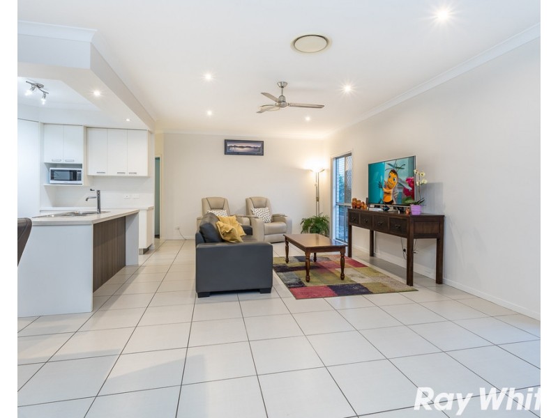 12 Parkway Crescent, Murrumba Downs QLD 4503