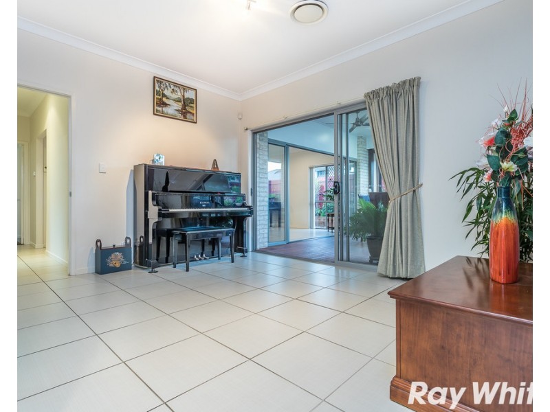 12 Parkway Crescent, Murrumba Downs QLD 4503