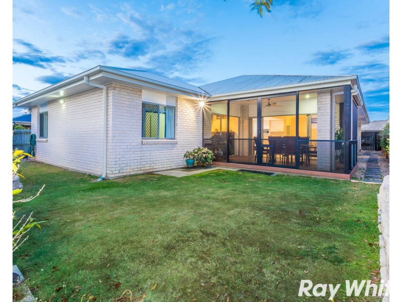 12 Parkway Crescent, Murrumba Downs QLD 4503
