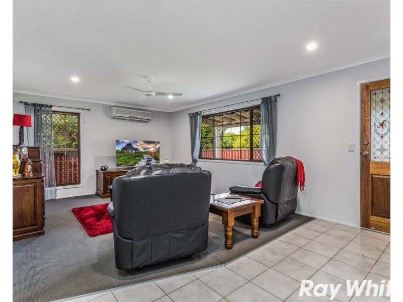 53 Arrakune Crescent, Kallangur QLD 4503
