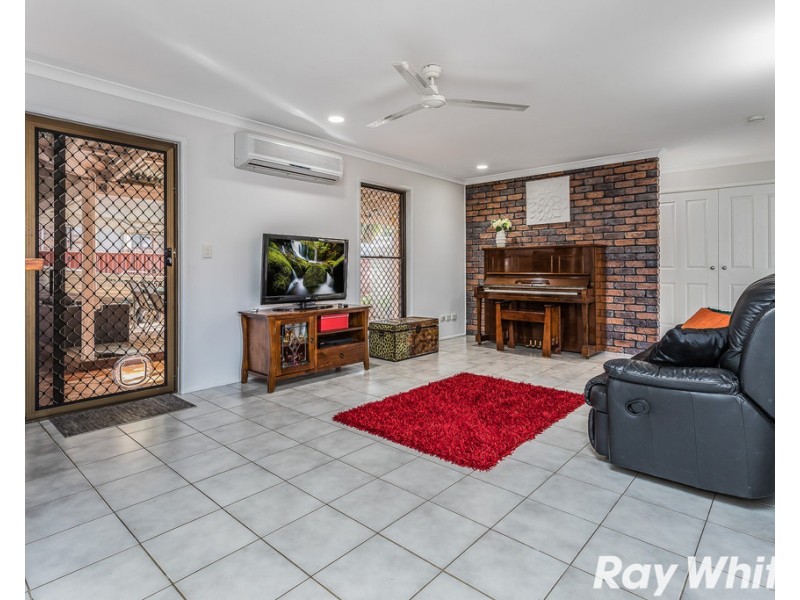 53 Arrakune Crescent, Kallangur QLD 4503
