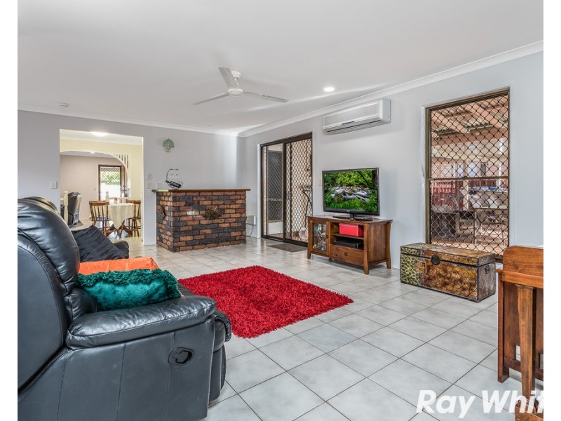 53 Arrakune Crescent, Kallangur QLD 4503