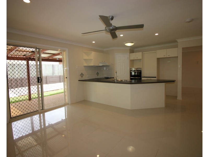 10 Azure Crescent, Griffin QLD 4503