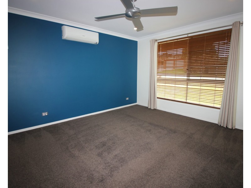 10 Azure Crescent, Griffin QLD 4503