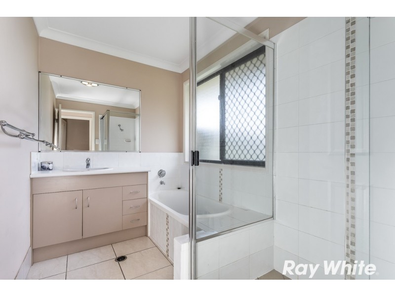 19 Denson Street, Morayfield QLD 4506