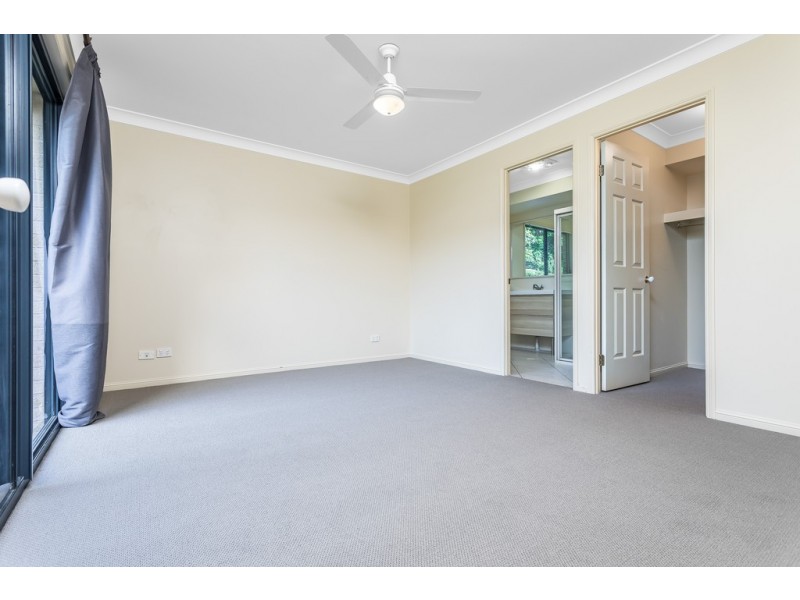 2 Cooksland Crescent, North Lakes QLD 4509