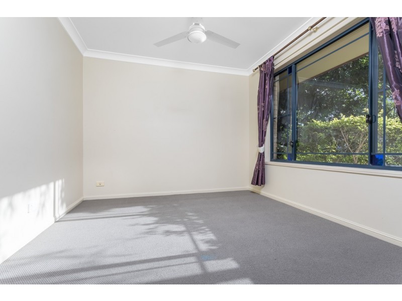 2 Cooksland Crescent, North Lakes QLD 4509