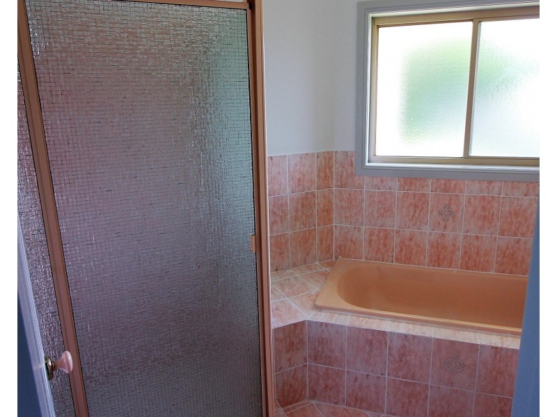 48 Castle Hill Drive, Murrumba Downs QLD 4503