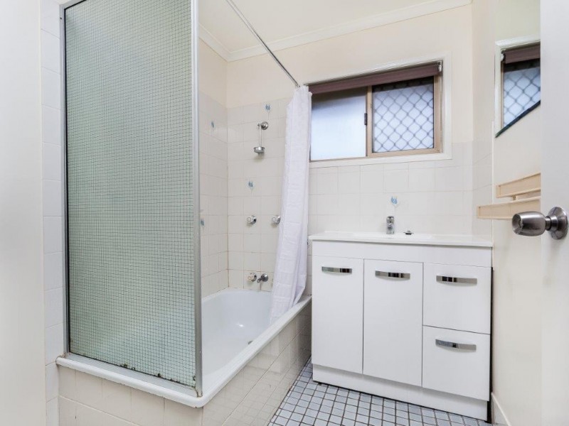 10 Ravenscraig Court, Kallangur QLD 4503