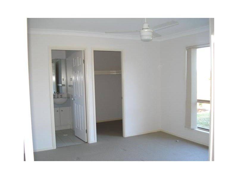 6 Tamborine Circuit, Kallangur QLD 4503
