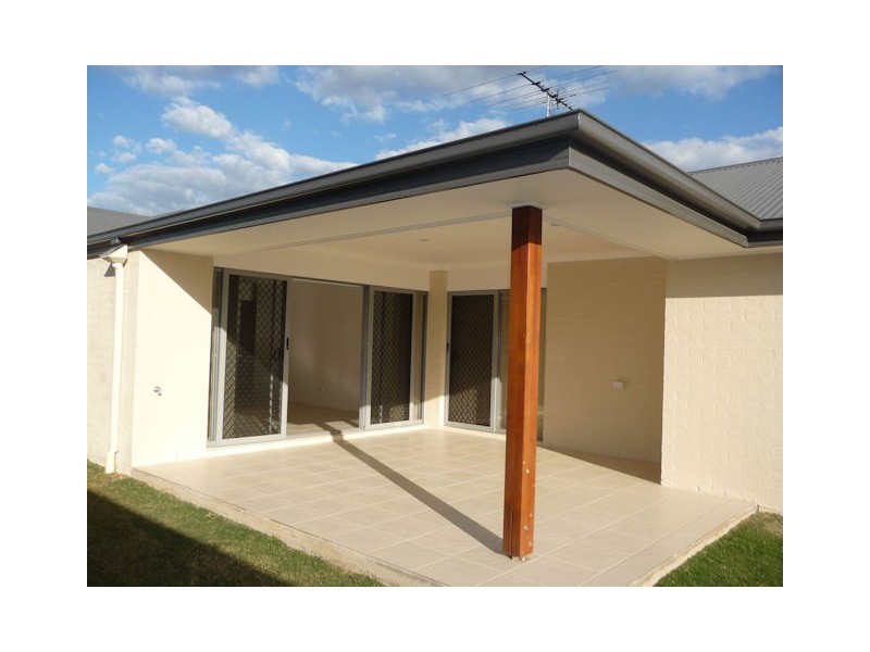 22 Jowarra Street, Kallangur QLD 4503