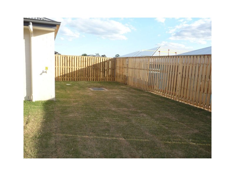 22 Jowarra Street, Kallangur QLD 4503