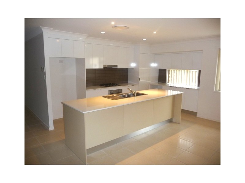 138 Glasshouse Circuit, Kallangur QLD 4503