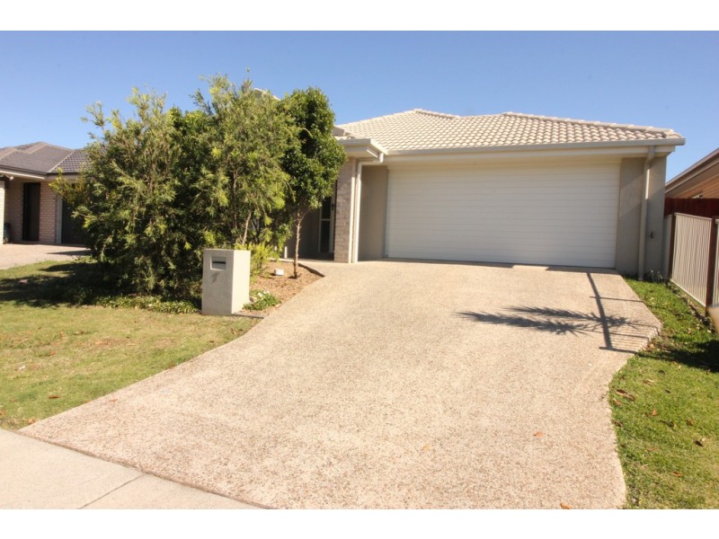7 Essencia Avenue, Dakabin QLD 4503