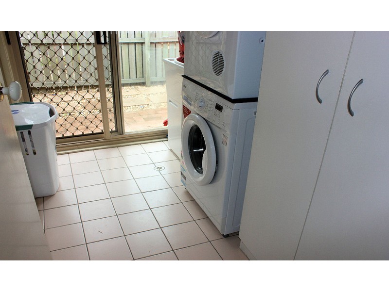 4 Glenbrae Ct, Petrie QLD 4502