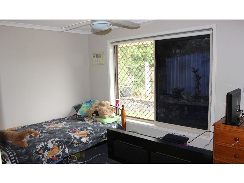 4 Glenbrae Ct, Petrie QLD 4502
