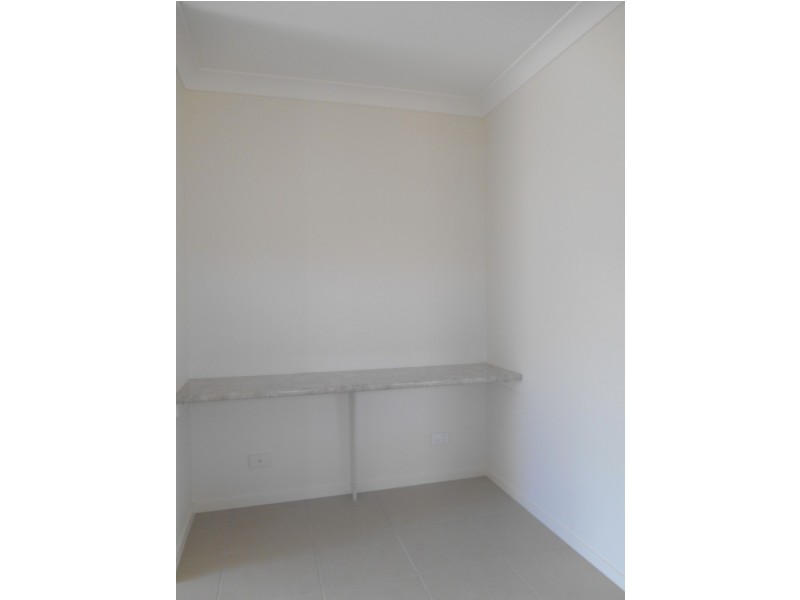 40 Olsen Circuit, Kallangur QLD 4503