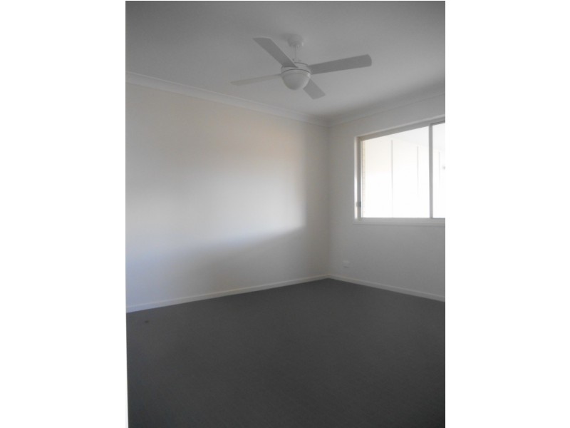 40 Olsen Circuit, Kallangur QLD 4503