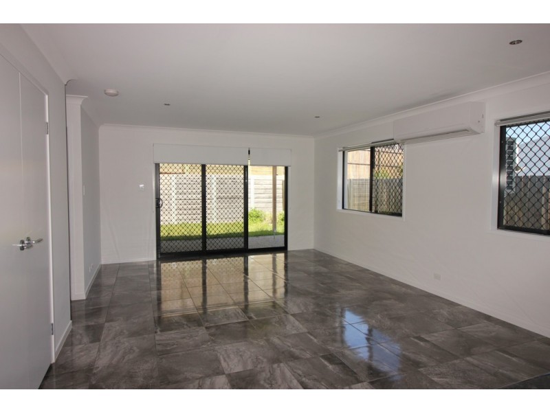 2/1 Boreas Street, Griffin QLD 4503