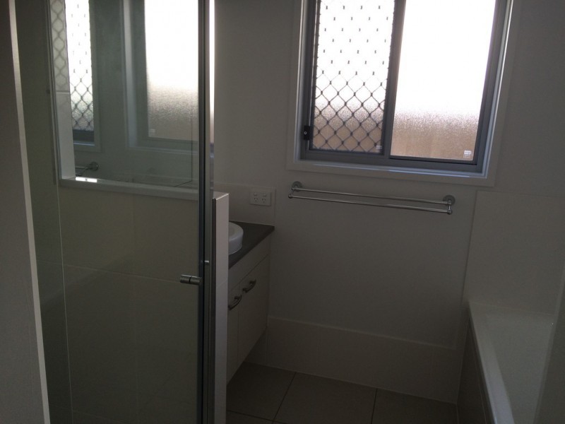 68 Surround Street, Dakabin QLD 4503