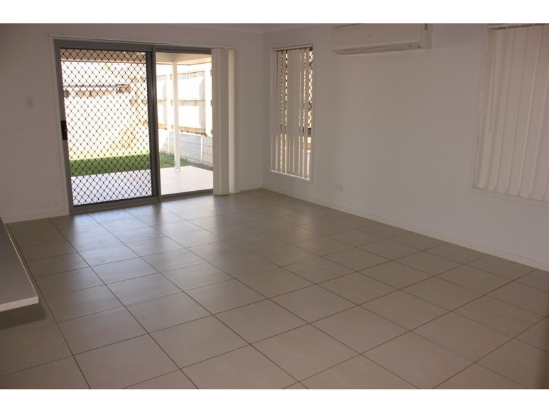 68 Surround Street, Dakabin QLD 4503