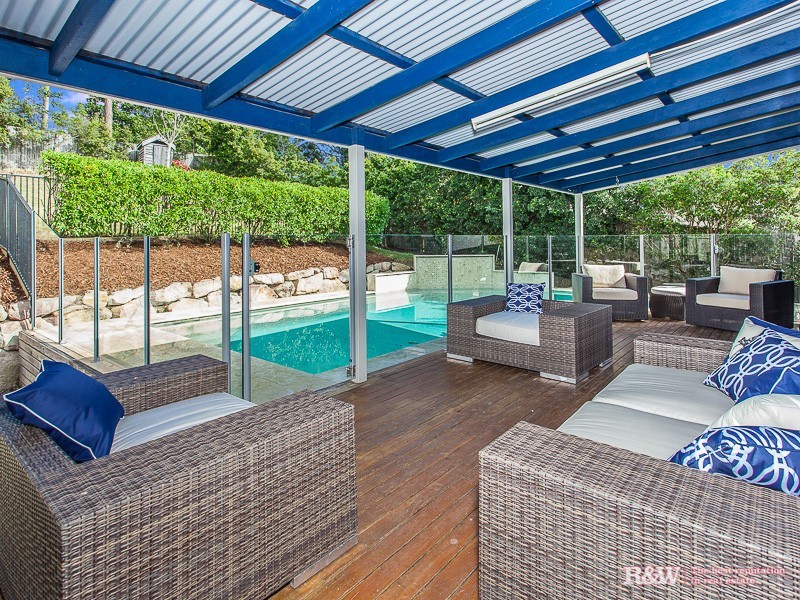 10 midson Street, Petrie QLD 4502